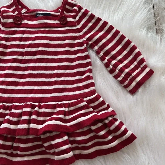 baby GAP red and white riffle sweater 3-6 months 12mos cute details red buttons - Picture 3 of 7